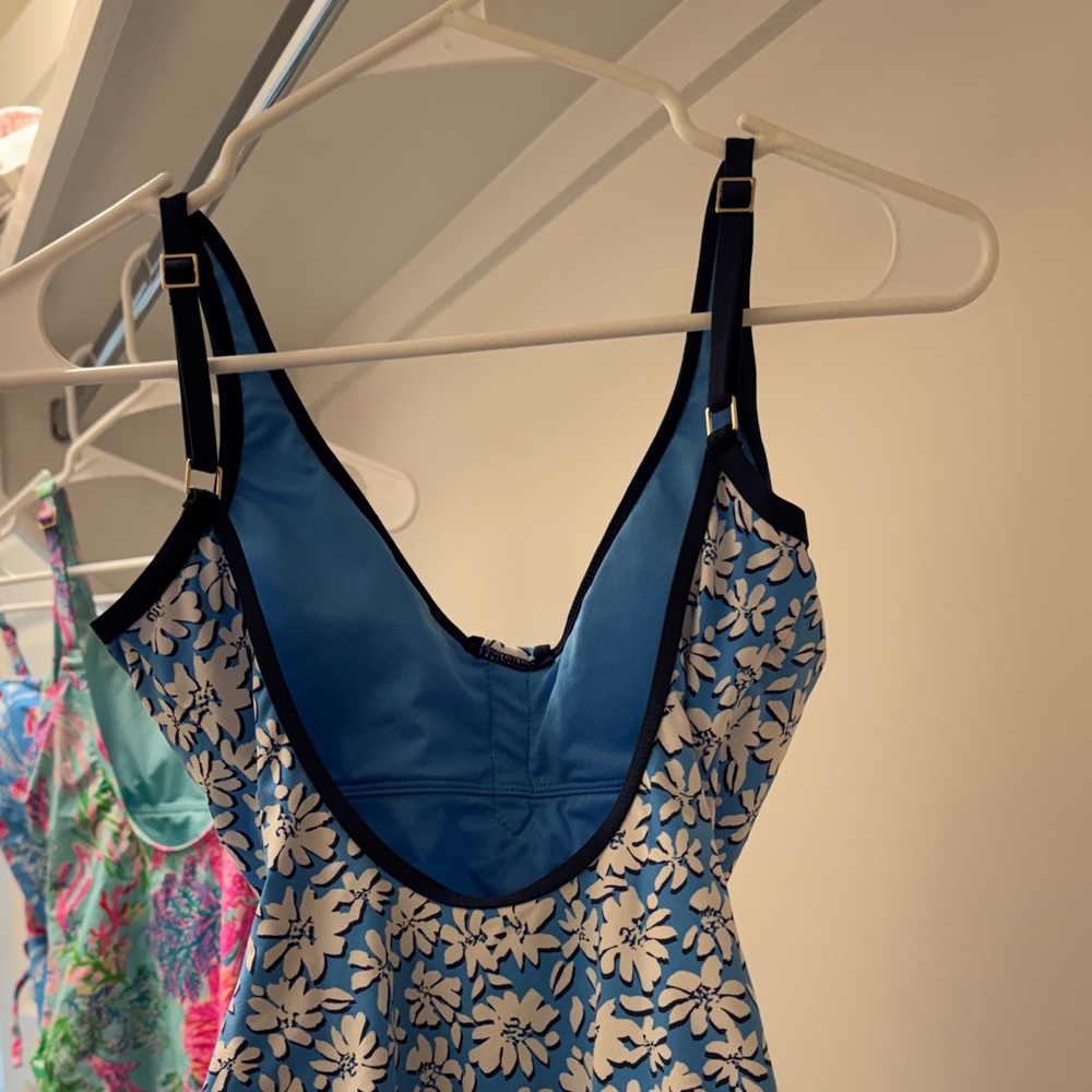 Lilly Pulitzer Blue and White Floral One Piece Swimsuit - Picture 5 of 5